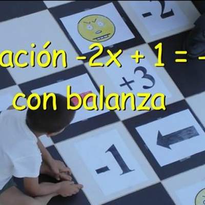 Ecuación -2x + 1 = 7 con balanza