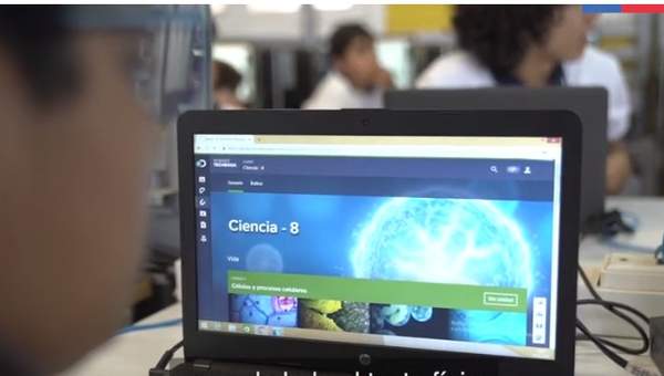 UCE invita a una clase modelo sobre Textos Escolares Digitales