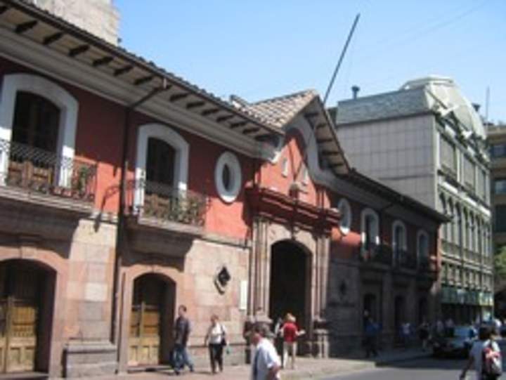 Casa Colorada