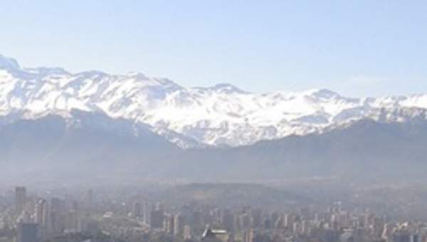 Nieve en la cordillera en Santiago