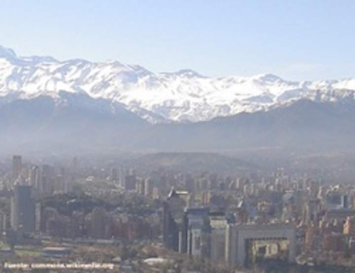 Nieve en la cordillera en Santiago