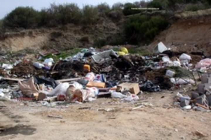 Contaminación vertedero basura