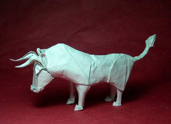 Toro en origami