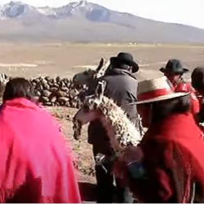 Video de recurso sugerido - LC02 - Aymara - U1 - Nº 13 : Representan las actividades socioculturales que se realizan en los territorios.