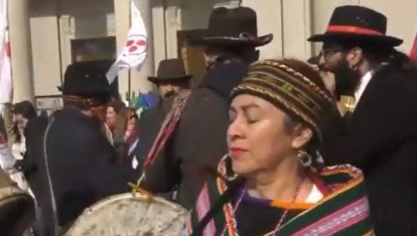 Video de Actividad sugerida: LC03.1 - Quechua: Representan la celebración del Inti Raymi