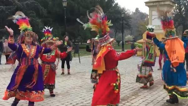 Video de Actividad sugerida: LC03.2 - Quechua: Representan la celebración del Inti Raymi