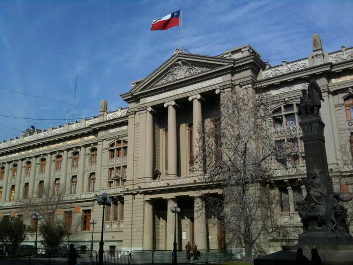 Palacio de los Tribunales de Justicia, Santiago