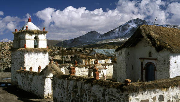 Iglesia de Parinacota