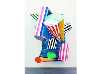 Relieve abstracto de Frank Stella