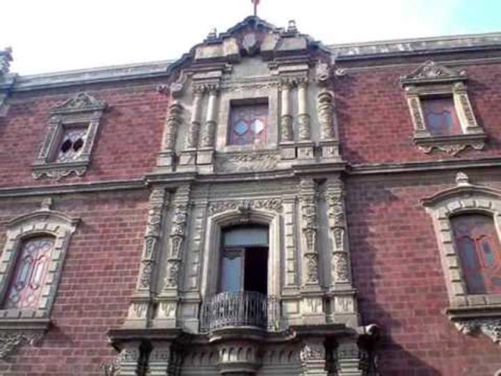 Tarárá, qui yo soi Antón