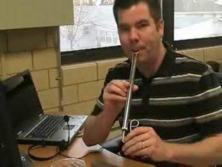 Tono de frecuencia de sonido y amplitud utilizando instrumentos Tono de frecuencia de sonido y amplitud utilizando instrumentos