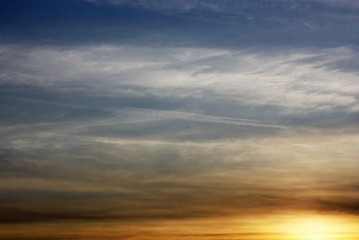 ¿Por qué es el cielo azul (o rojo)?