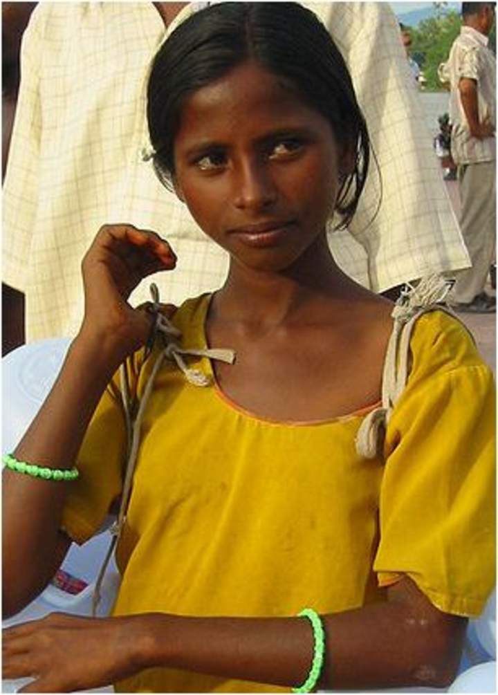 Niña india