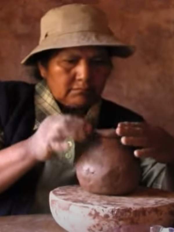Video de actividad sugerida - LC03 – Lickanantay – U2: Experimentan diversas técnicas ancestrales