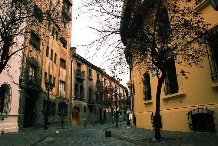 Barrio Paris Londres, Santiago