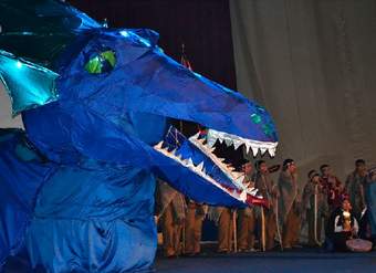 Dragones en escena 5