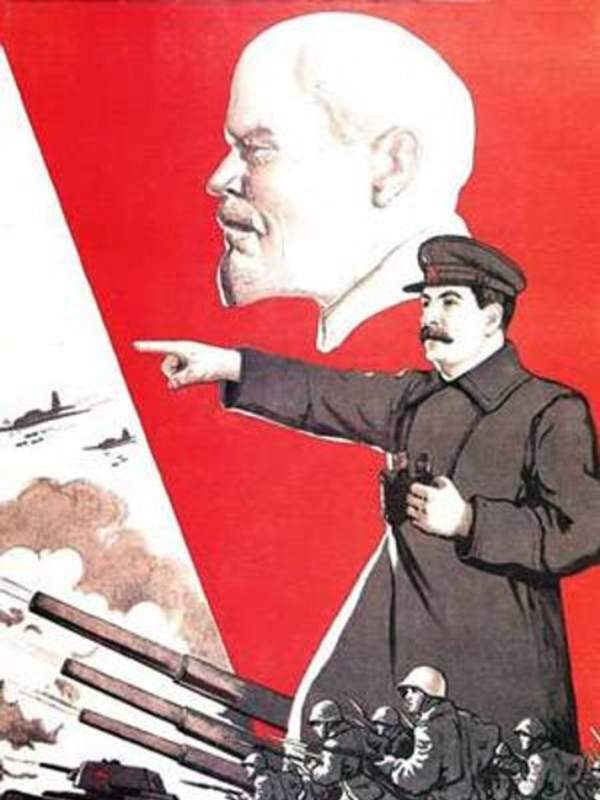 Totalitarismos y Democracia