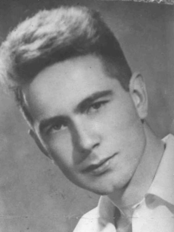 Enrique Lafourcade (1927-2019)
