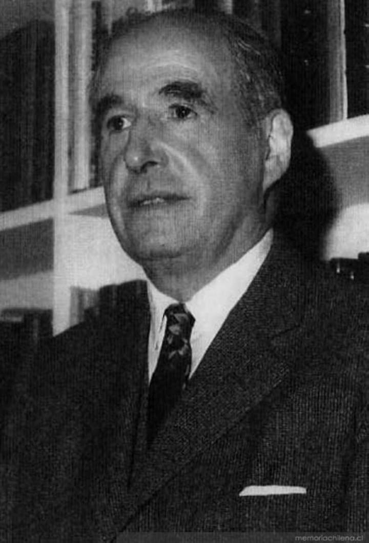 Eugenio Pereira Salas (1904-1979) Eugenio Pereira Salas (1904-1979)