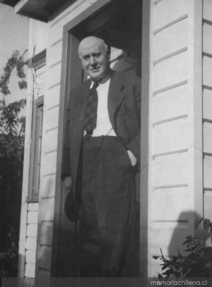 Fernando Santiván (1886-1973) Fernando Santiván (1886-1973)