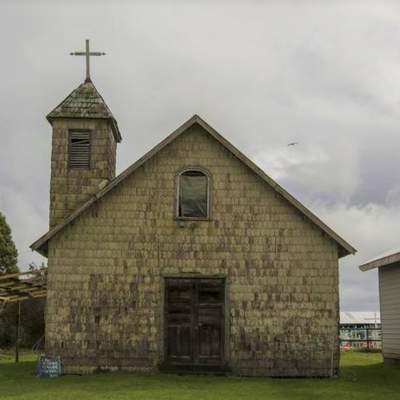 Capilla y el cementerio indígena de Caicaén