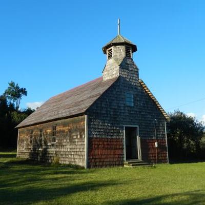 Iglesia de La Poza, conocida como San Nicolás de Tolentino, Hualaihué.