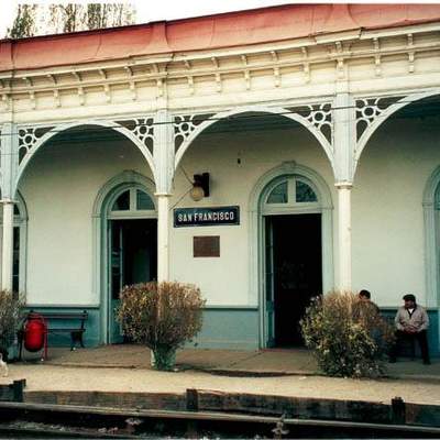 Estación de ferrocarriles de San Francisco de Mostazal
