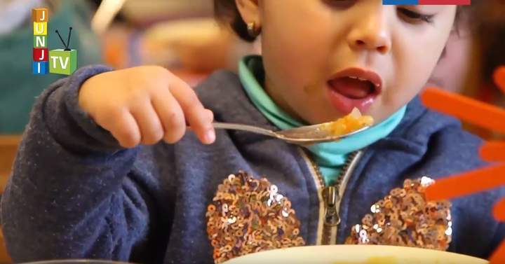 Uso de pocillos en el momento del almuerzo Imagen portada