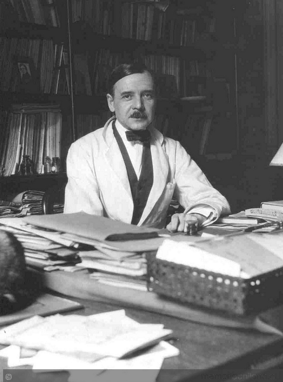 Carlos Dávila Espinoza (1887-1955) Imagen portada