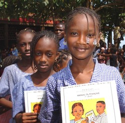 Niñas de Guinea Imagen portada