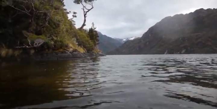 Video: Voces kawésqar. Nómades del mar. Capítulo III: Costumbres Imagen portada