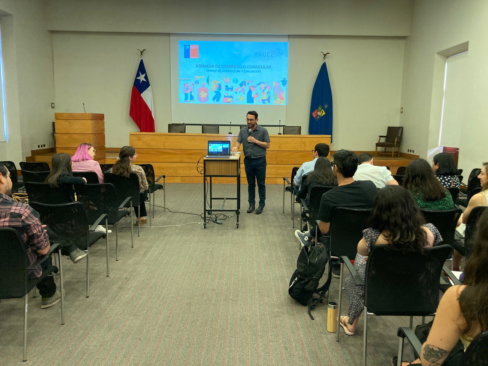 Jornada Desarrollo Curricular.jpeg