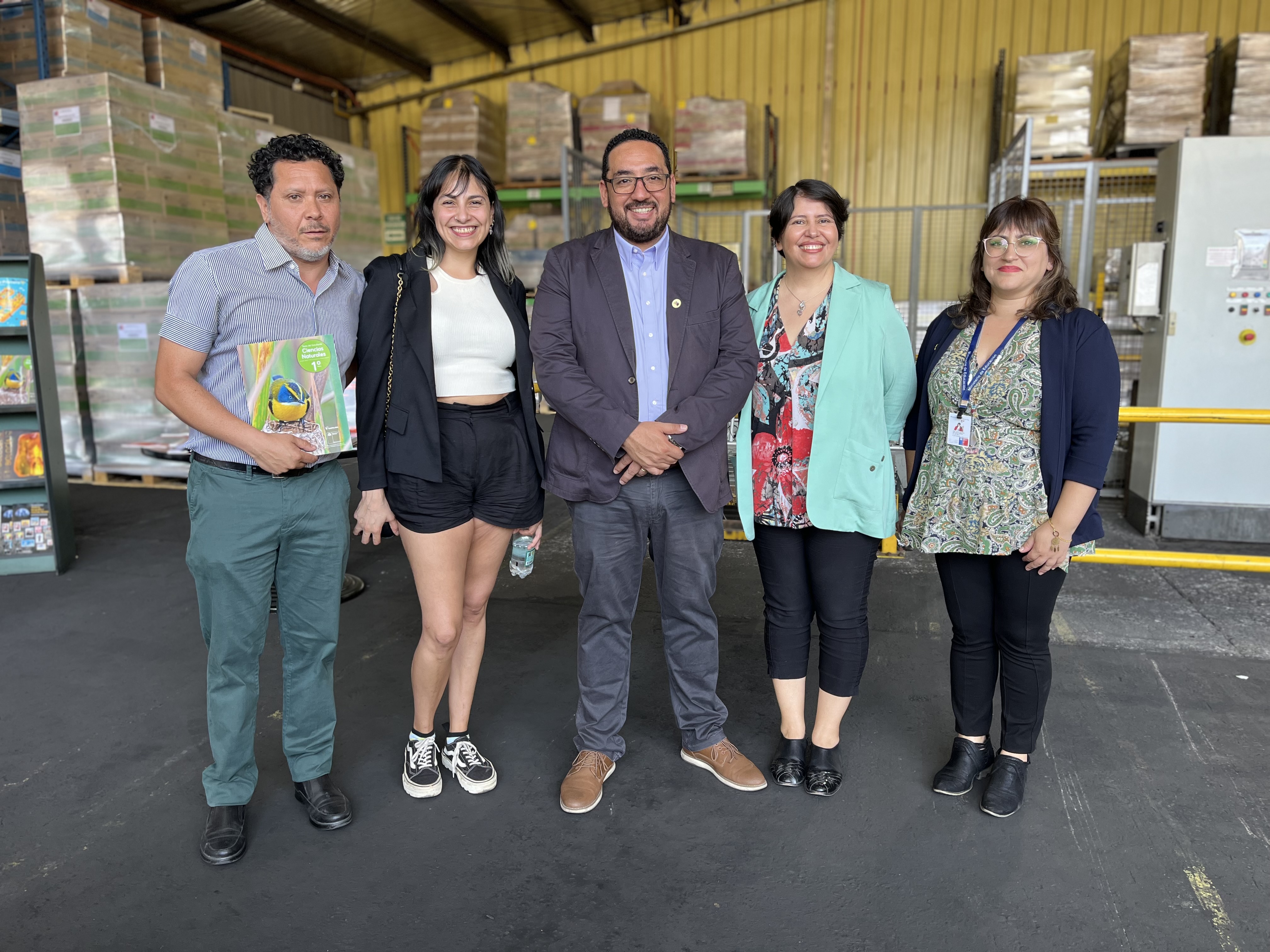 Textos Escolares equipo.jpeg