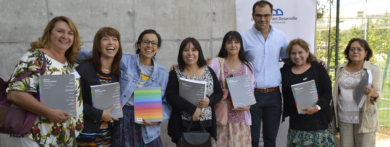 Curso "Bases Curriculares y el desarrollo de habilidades para el siglo XXI" Curso "Bases Curriculares y el desarrollo de habilidades para el siglo XXI"